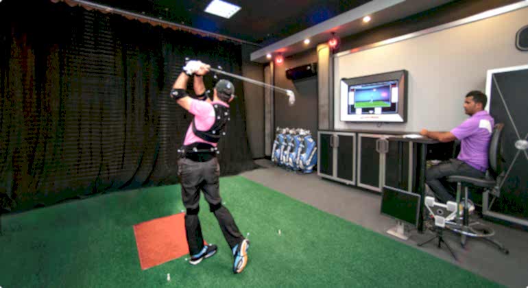 Taylormade Performance Lab